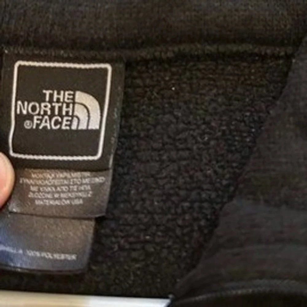 The North Face Black 1/4 Zip Fleece Pullover‎ Men's Medium